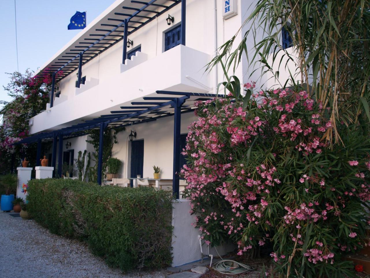 Hotel Alisahni à Vári Extérieur photo