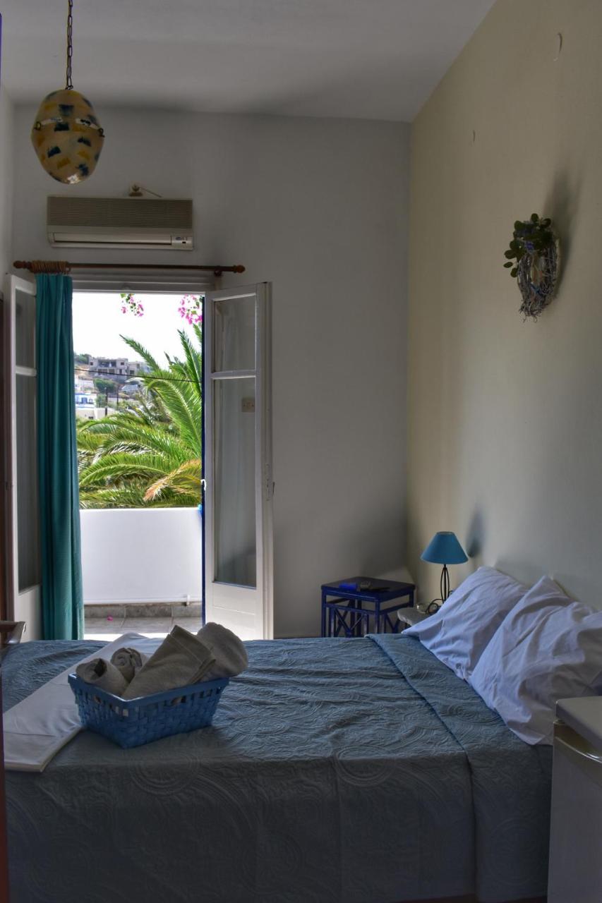 Hotel Alisahni à Vári Extérieur photo